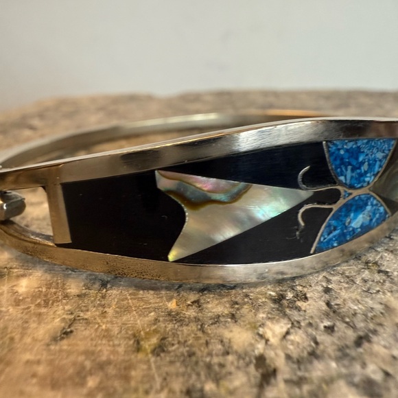 Silver Mother of Pearl with Black and Blue Inlay Bracelet - Picture 2 of 12